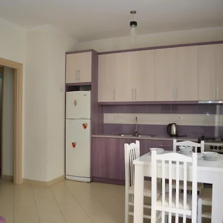Apartment Modern 1br Near Mango Sarande