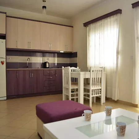Apartment Modern 1br Near Mango *